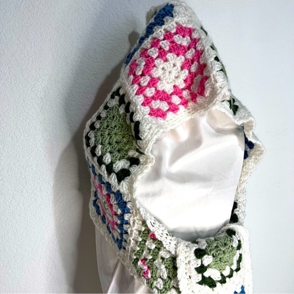Hand Crafted Vintage Granny Squares Crochet Hat Scarf Combination Tassels Unique main image 7